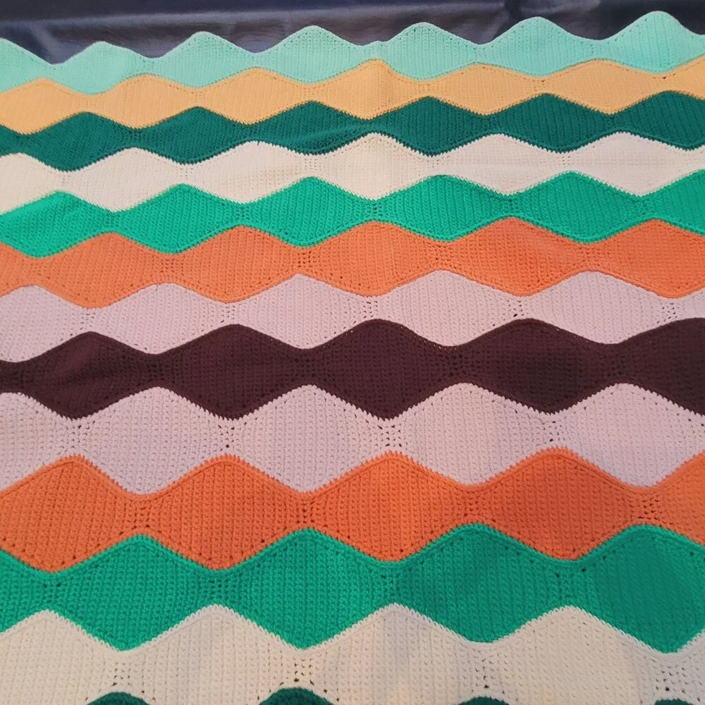 Handmade Crochet Afghan Throw Blanket Multicolor Retro Diamond Harlequin 68x47‎